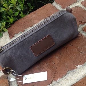 Angelina's Palace gray small zipper pouch